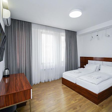 Hotel Type Rooms On Avenue Melikishvili, City Center Тбілісі Екстер'єр фото