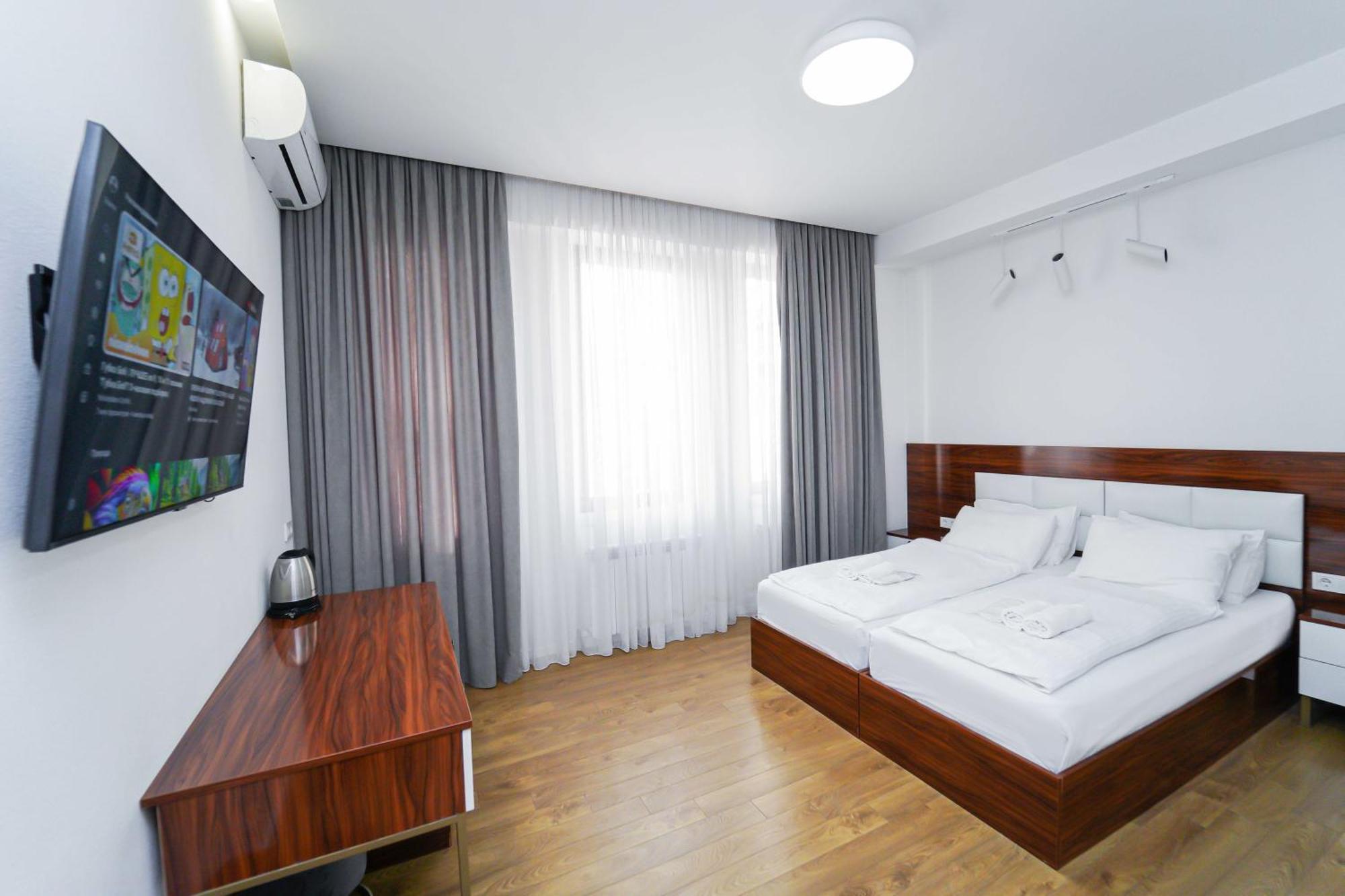 Hotel Type Rooms On Avenue Melikishvili, City Center Тбілісі Екстер'єр фото